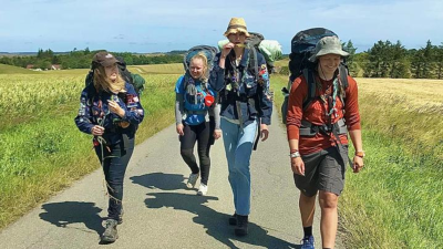 Spejdere på hike